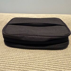 Tech organizer zip around pouch